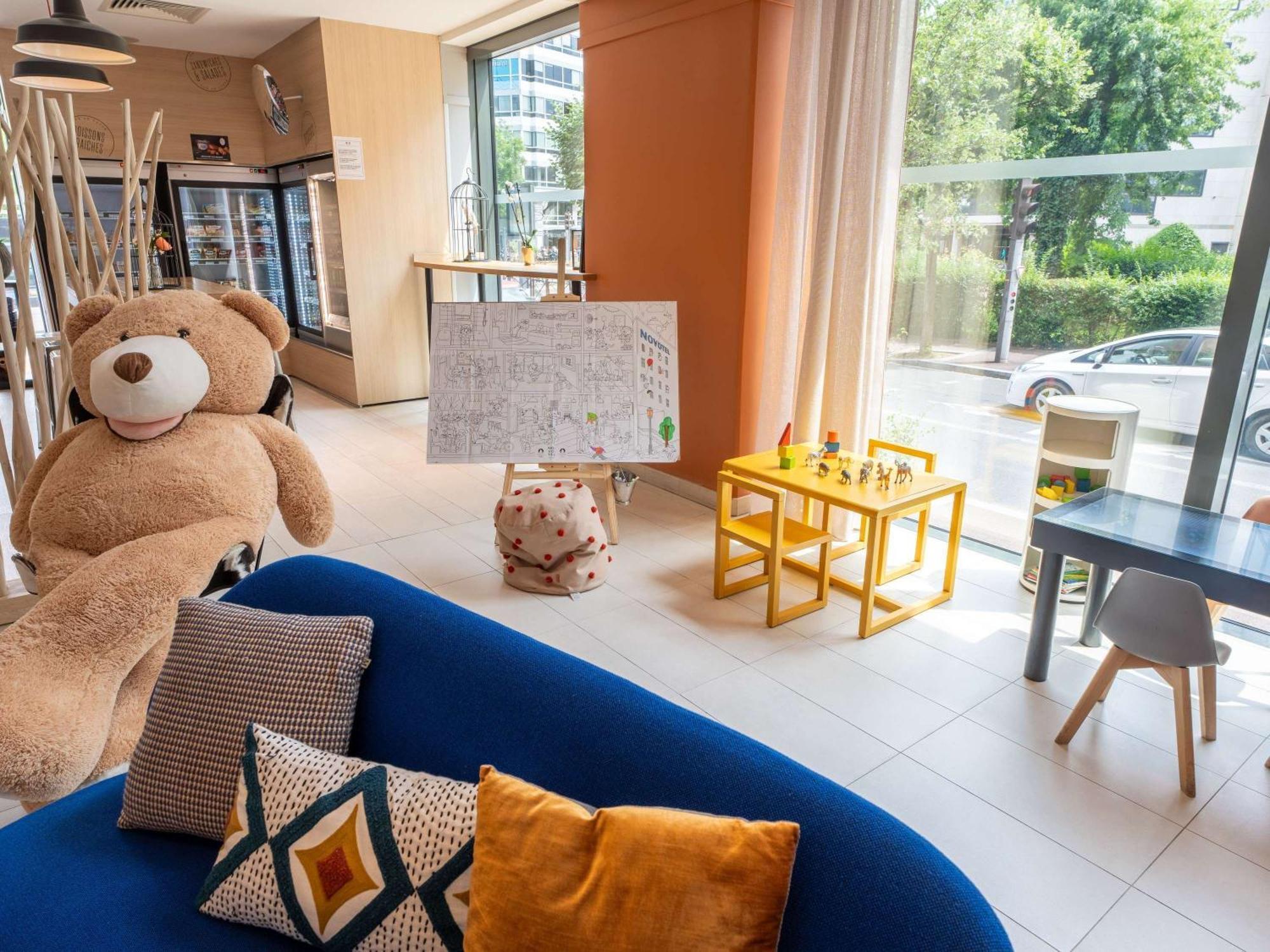 Novotel Suites Paris Issy Les Moulineaux Екстериор снимка